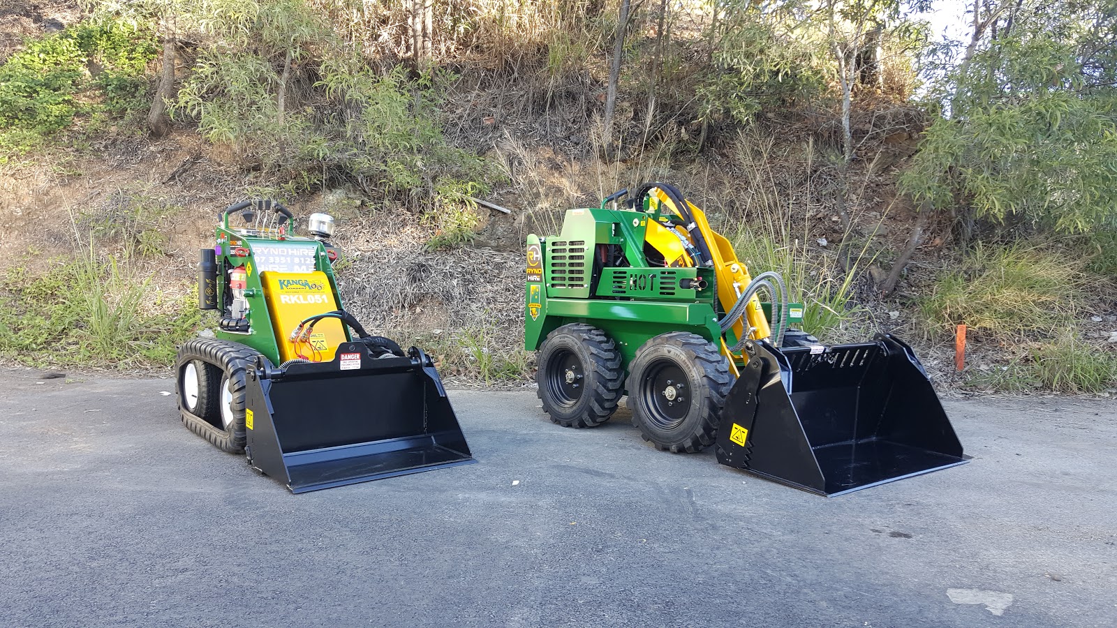 Two sizes of micro loaders