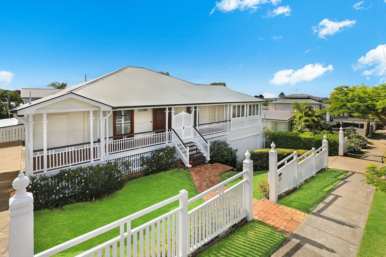 queenslander front yard ryno