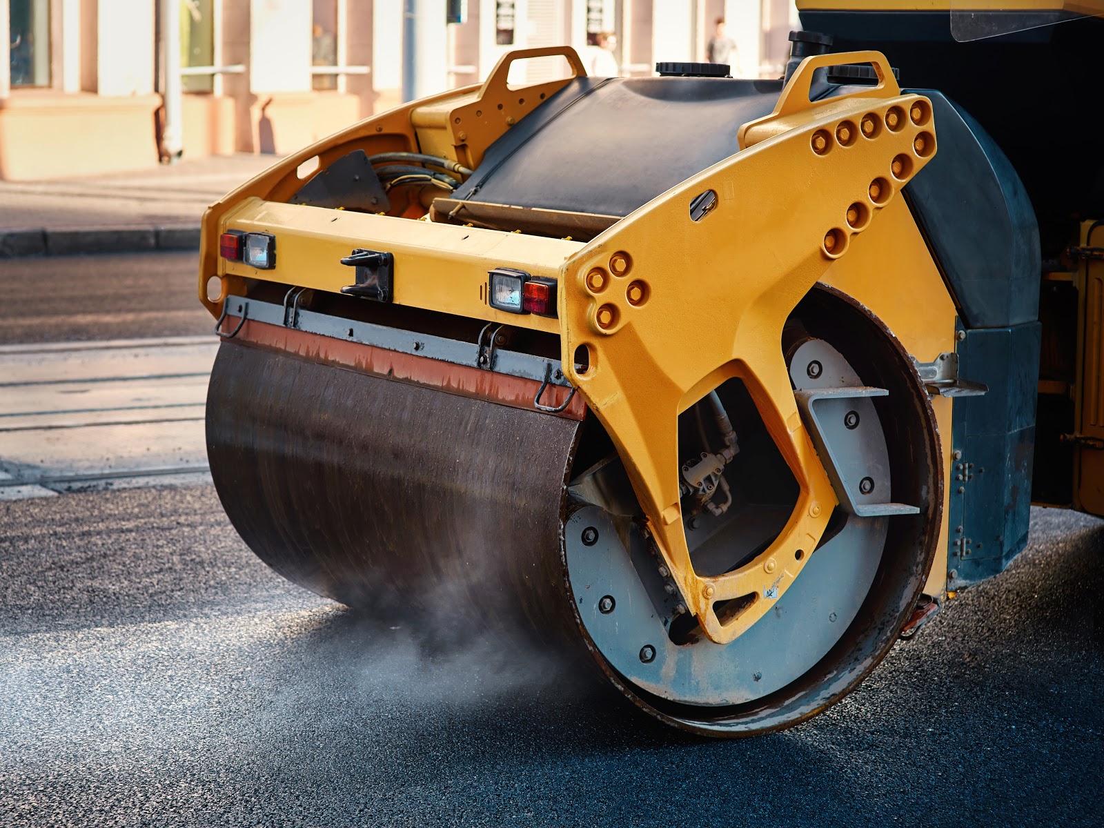 A close-up of tandem smooth roller