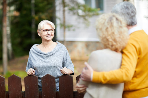 How to build a fence with neighbours