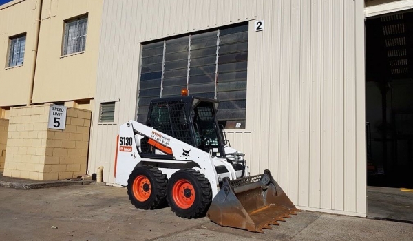 2.4 Tonne (Wheeled) Skid Steer Loaders